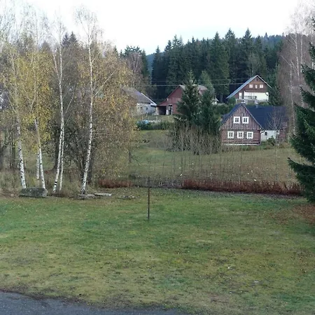 Chaloupka Hostel *